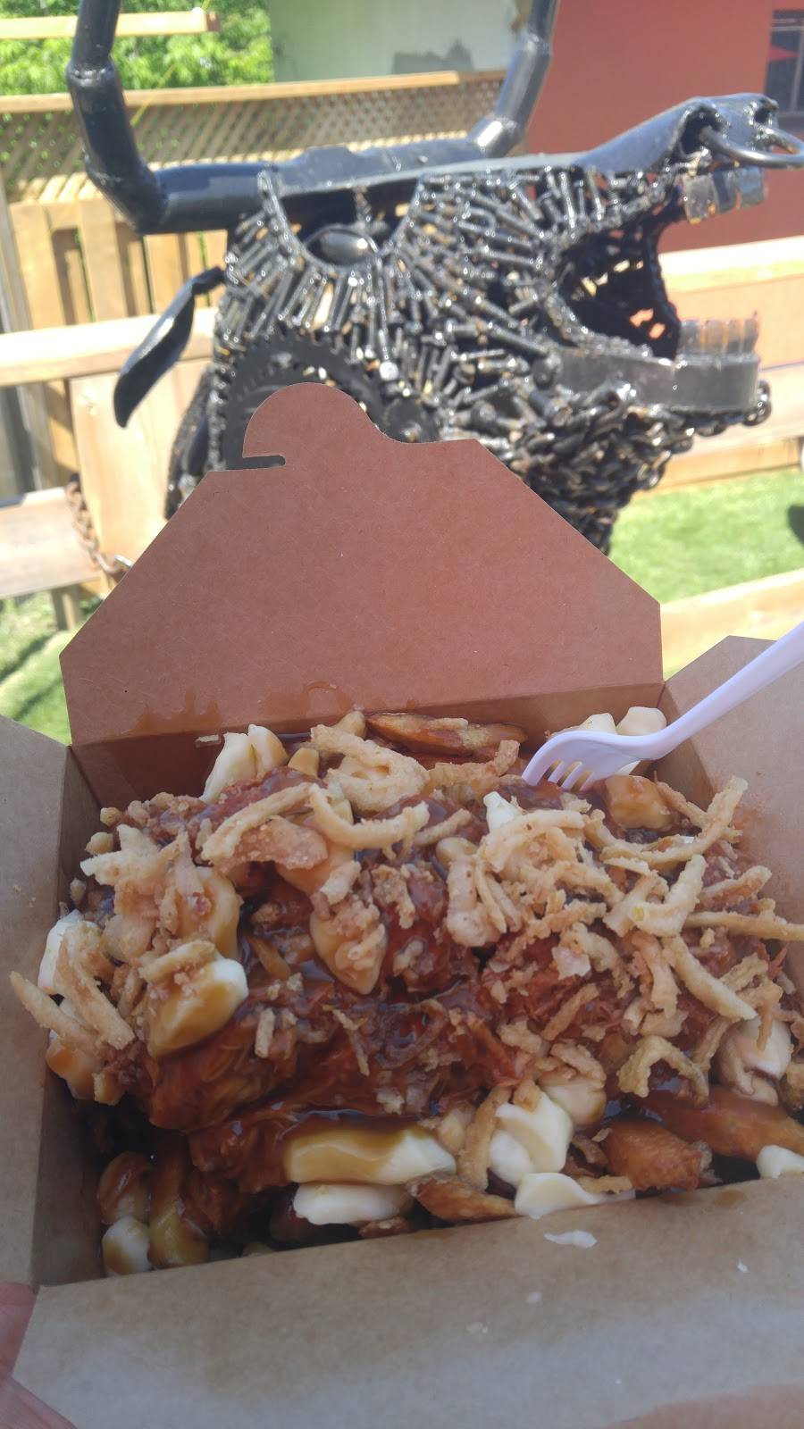 The Spud and The Bull | meal takeaway | 2621 Lakefield Rd, Peterborough, ON K9J 6X5, Canada | 7052082855 OR +1 705-208-2855