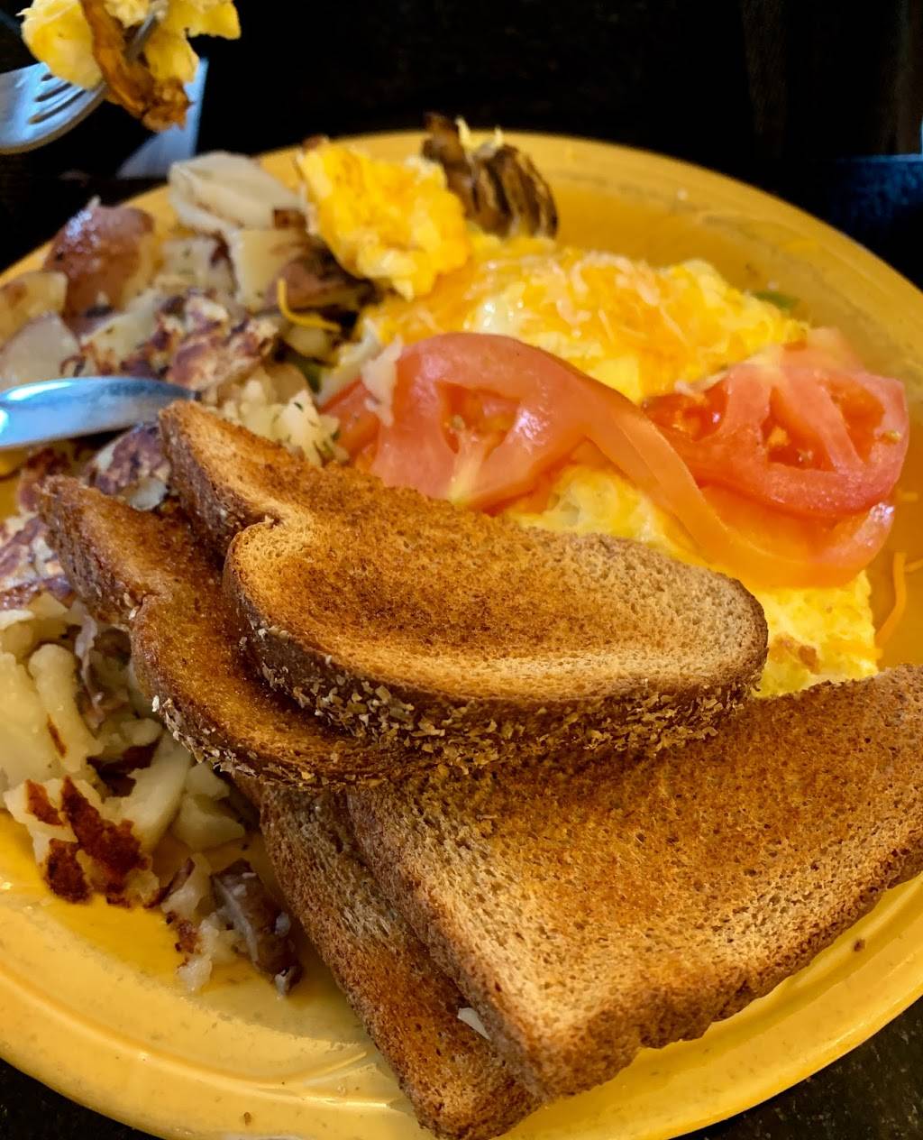 Cottonwood Heights Cafe | restaurant | 7146 Highland Dr, Cottonwood Heights, UT 84121, USA | 8019470760 OR +1 801-947-0760