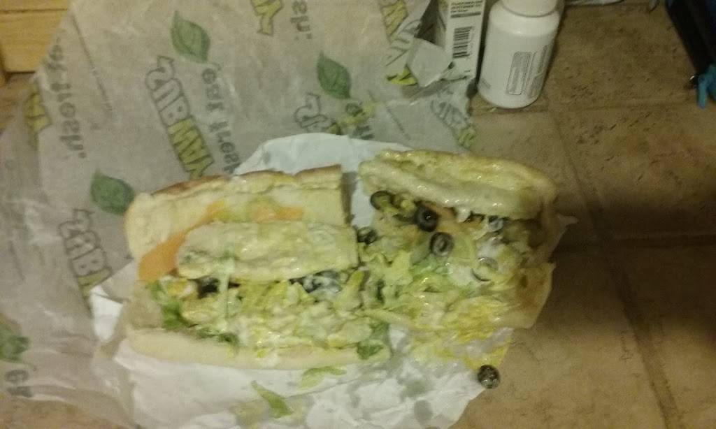 Subway | meal takeaway | 16502 Meridian E, Puyallup, WA 98375, USA | 2538483824 OR +1 253-848-3824