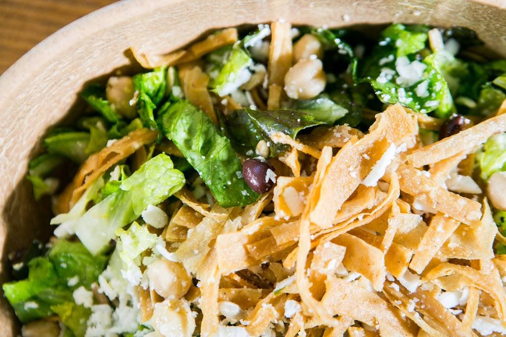 Roots Handmade Pizza | meal delivery | 2200 W Lawrence Ave, Chicago, IL 60625, USA | 7734335959 OR +1 773-433-5959