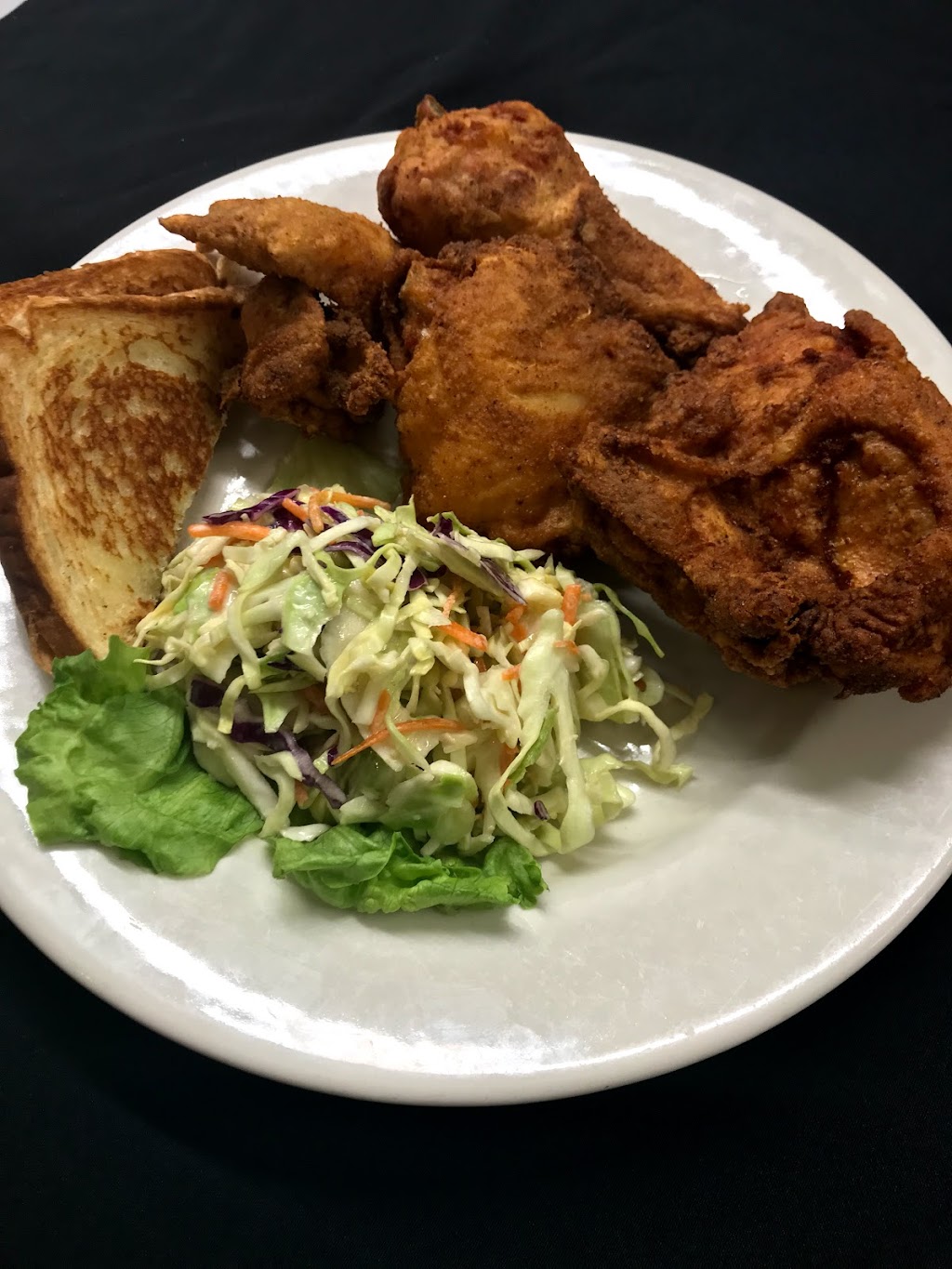 Lazy R Bar & Grill | restaurant | 24547 SD-79, Hermosa, SD 57744, USA | 6052554111 OR +1 605-255-4111