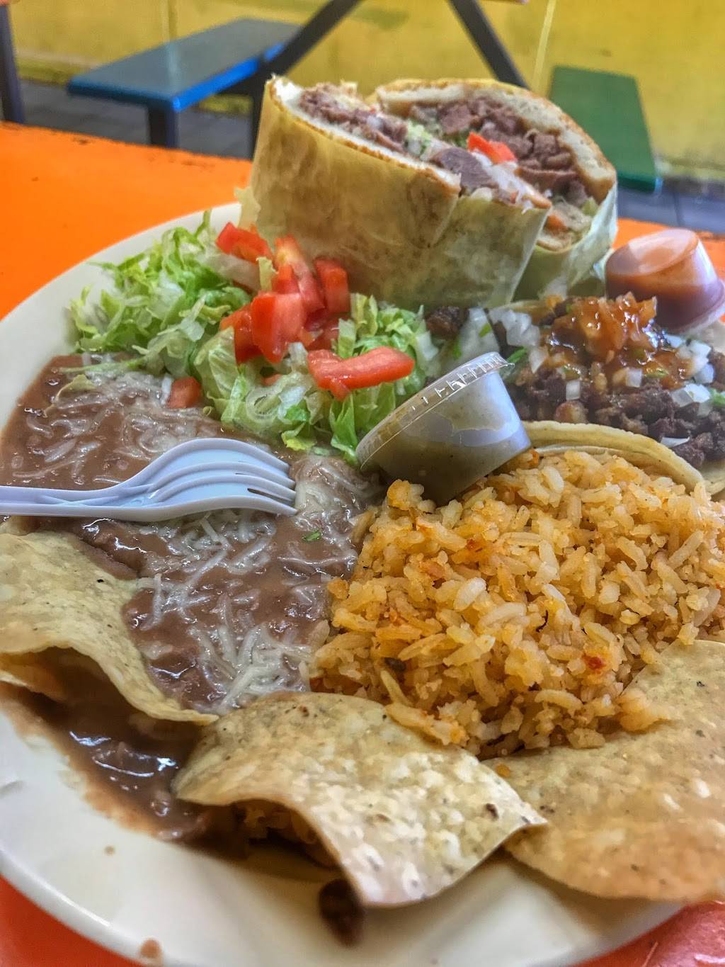 Carnitas Michoacan | restaurant | 7206 Lankershim Blvd, North Hollywood, CA 91605, USA | 8182555390 OR +1 818-255-5390