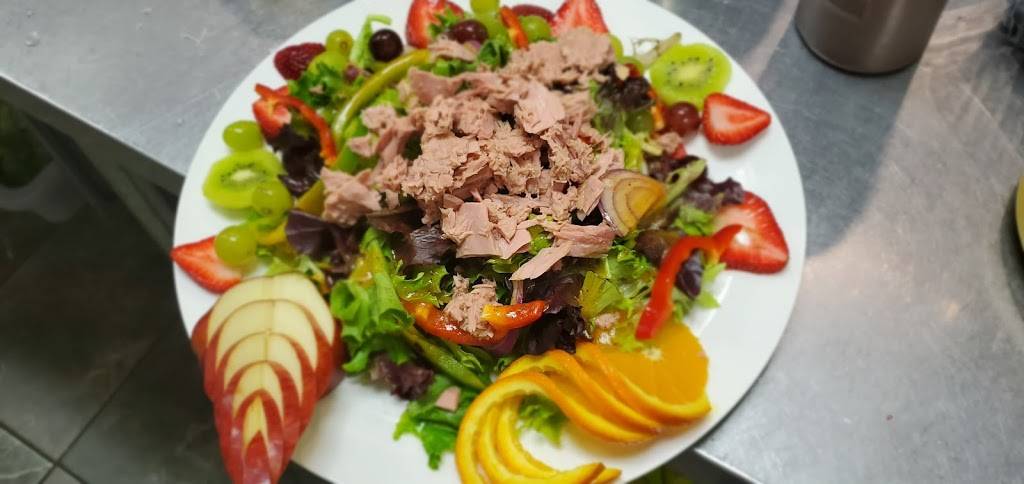 Coco Frutti Sherbrooke | restaurant | 416 Rue Belvédère S, Sherbrooke, QC J1H 4B7, Canada | 8199336010 OR +1 819-933-6010