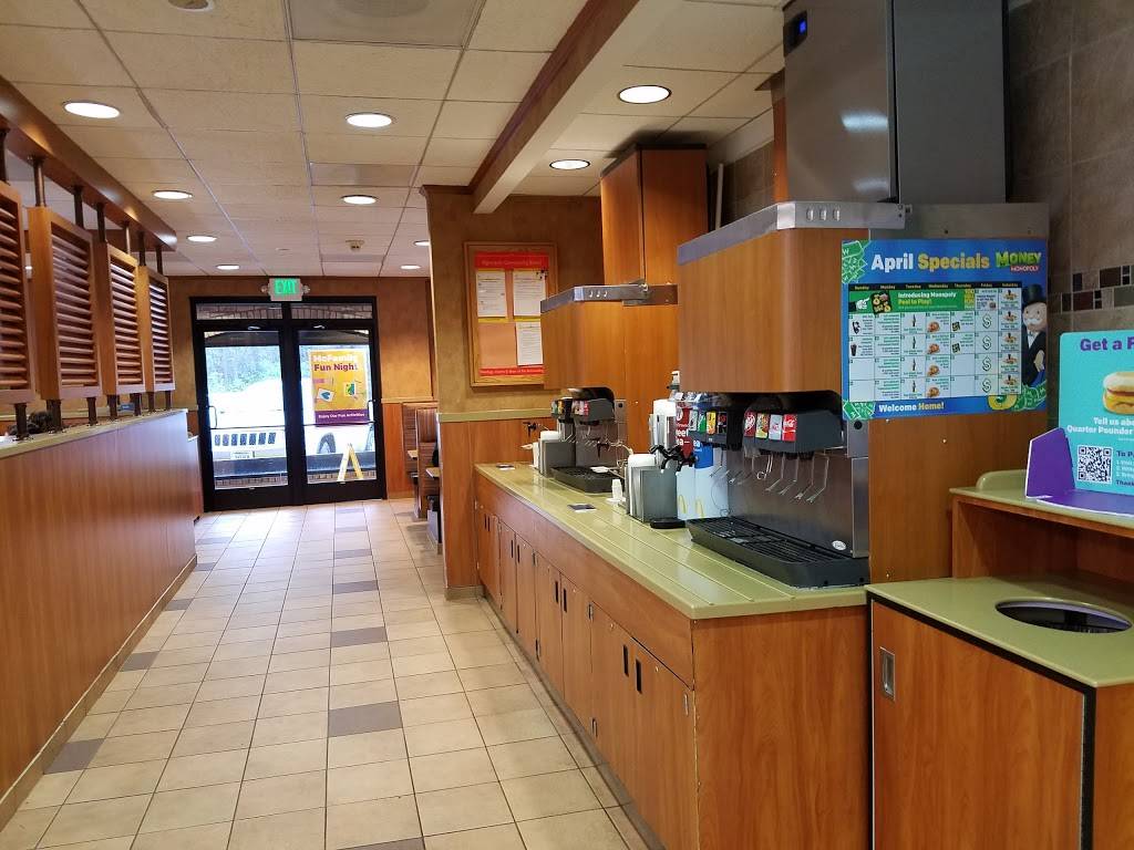 McDonalds | cafe | 500 Algonquin Rd, Algonquin, IL 60102, USA | 8476588262 OR +1 847-658-8262