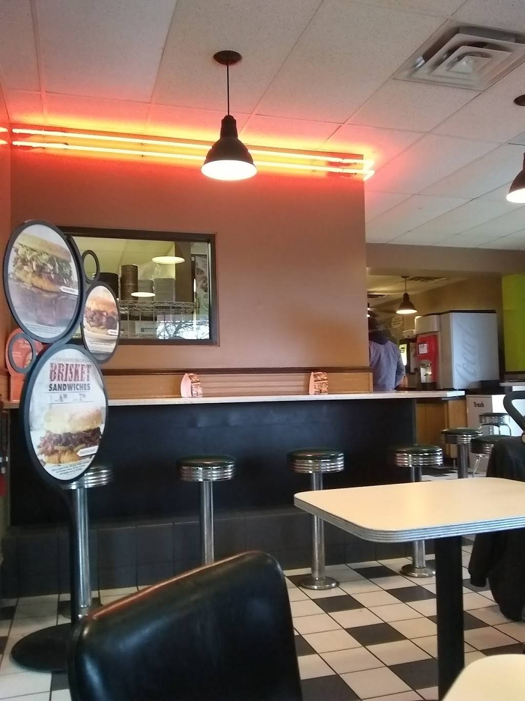 Schlotzskys | bakery | 2705 S 108th St, West Allis, WI 53227, USA | 4145418877 OR +1 414-541-8877