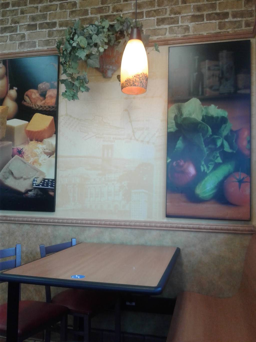 Subway | restaurant | 4965 N Barcus Ave, Fresno, CA 93722, USA | 5592759033 OR +1 559-275-9033