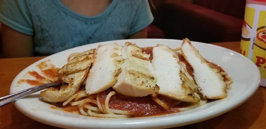 Johnny Carinos | restaurant | 1516 Centre Pl Dr, Denton, TX 76205, USA | 9408980990 OR +1 940-898-0990