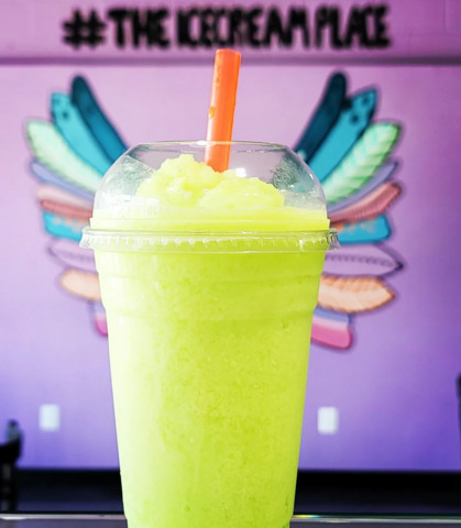 The Ice Cream Place | restaurant | 1439 Cannonball Trail, Yorkville, IL 60560, USA | 6308829254 OR +1 630-882-9254