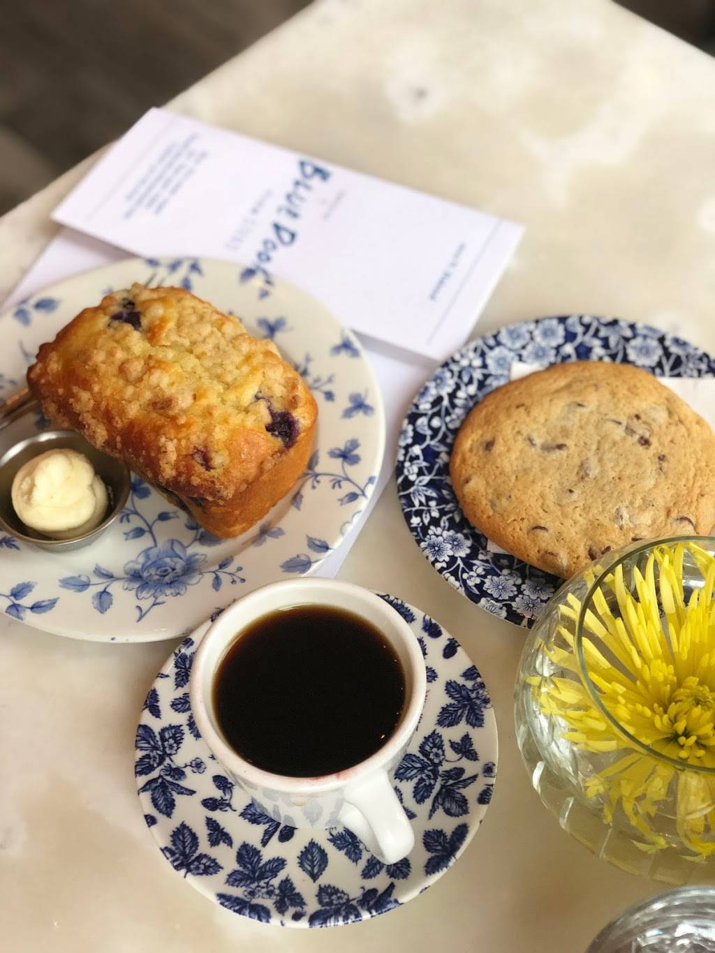 Blue Door Farm Stand | cafe | 2010 N Halsted St, Chicago, IL 60614, USA | 3122650259 OR +1 312-265-0259