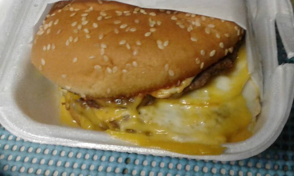 Hamburger Haven | restaurant | 718 Muldoon Rd, Anchorage, AK 99504, USA | 9073376141 OR +1 907-337-6141