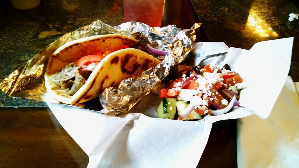 Gyros Gyros | restaurant | 1338 Commerce Ave, Longview, WA 98632, USA | 3605775658 OR +1 360-577-5658