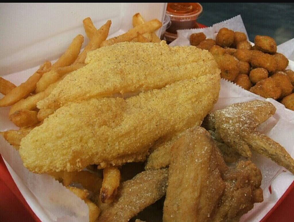 JJ Fish & Chicken | restaurant | 3302 W Camp Wisdom Rd, Dallas, TX 75237, USA | 9727801885 OR +1 972-780-1885