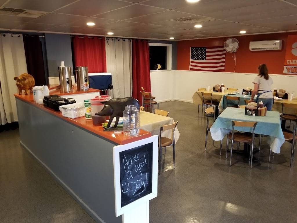 Blacks Smokehouse | restaurant | 1528 Blue Ridge Blvd, Seneca, SC 29672, USA | 8647844599 OR +1 864-784-4599