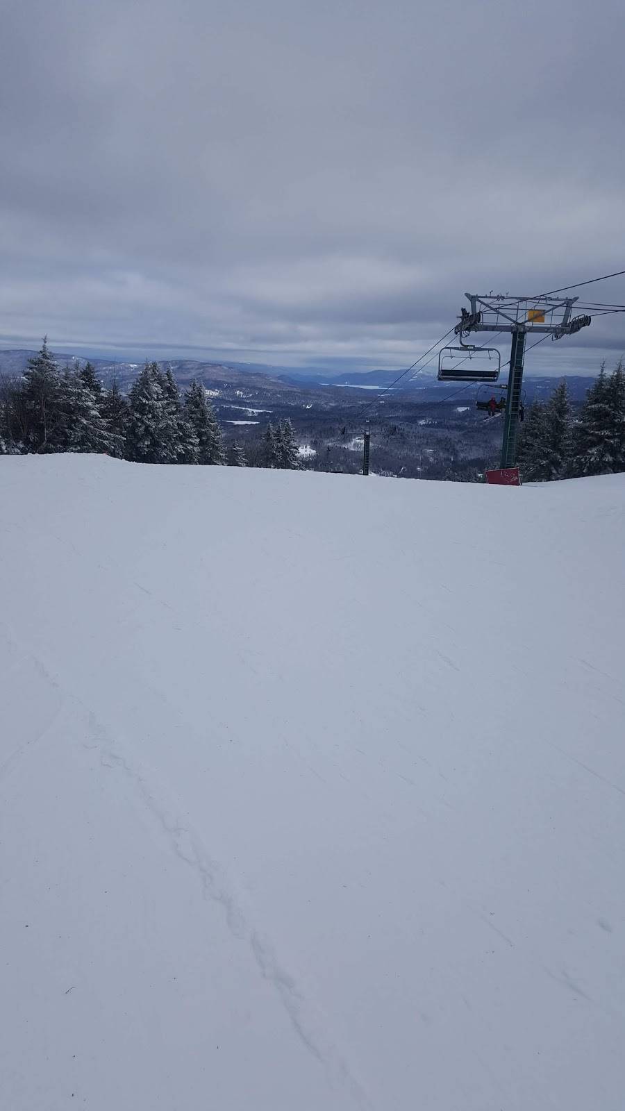 Ragged Mountain Resort | restaurant | 620 Ragged Mountain Rd, Danbury, NH 03230, USA | 6037683600 OR +1 603-768-3600