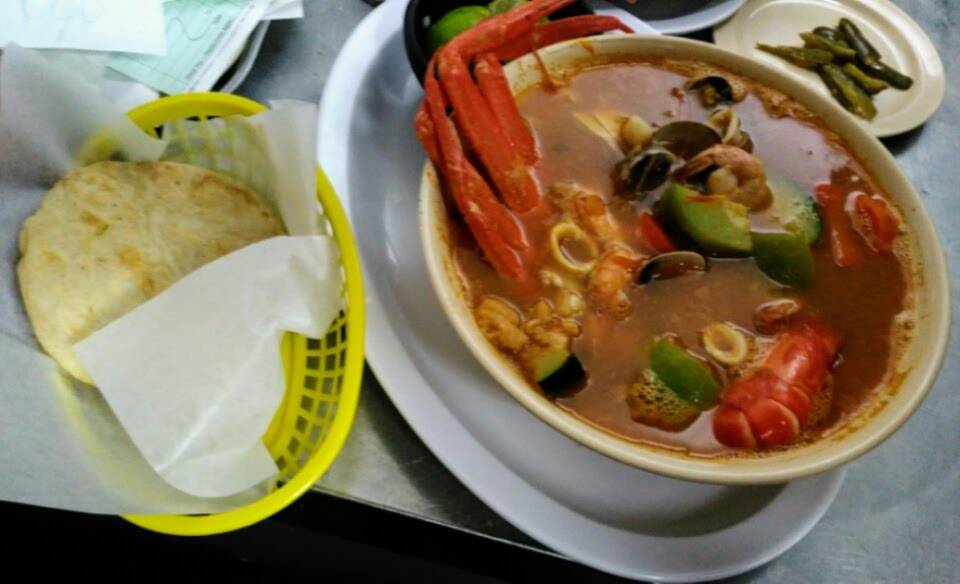 Los Comales Cafe | restaurant | 3329 W 8th St, Los Angeles, CA 90005, USA | 2133834317 OR +1 213-383-4317