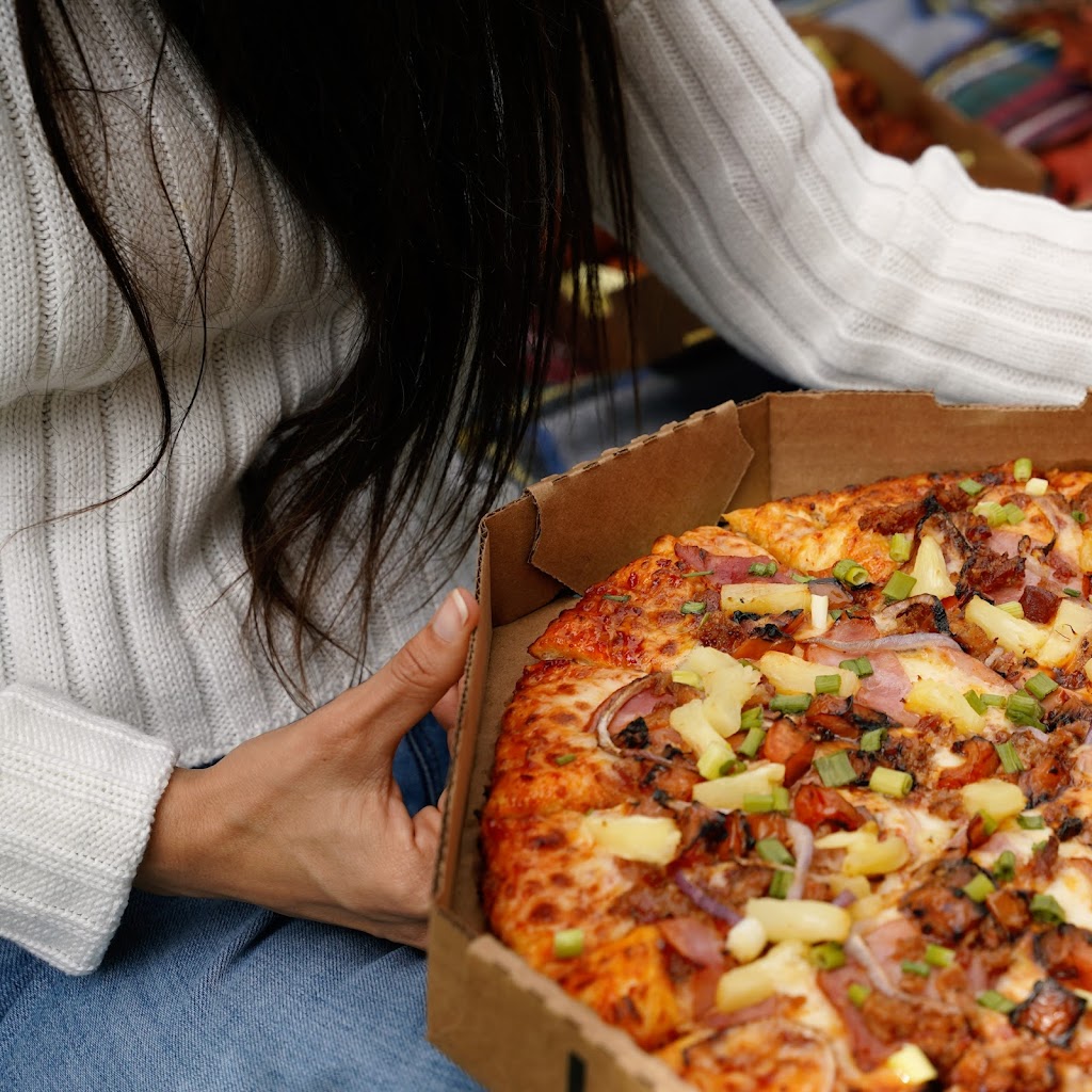 Round Table Pizza | restaurant | 155 W Hanford Armona Rd, Lemoore, CA 93245, USA | 5594235448 OR +1 559-423-5448