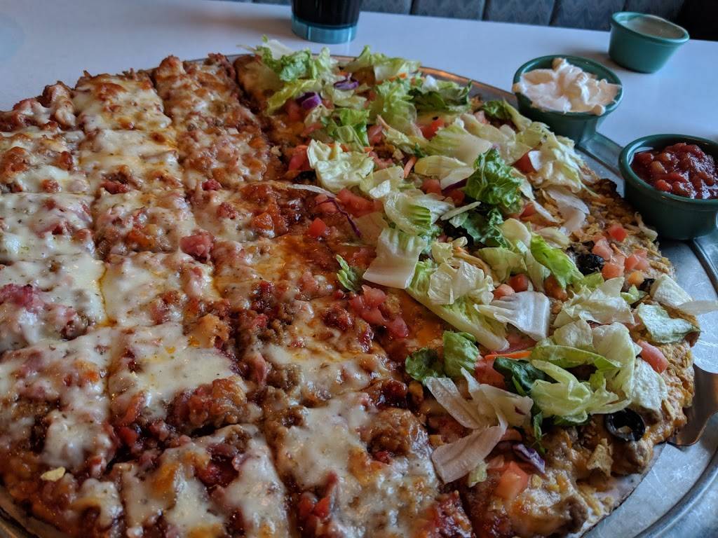 Pizza King | restaurant | 1904 S Anderson St, Elwood, IN 46036, USA | 7655525014 OR +1 765-552-5014