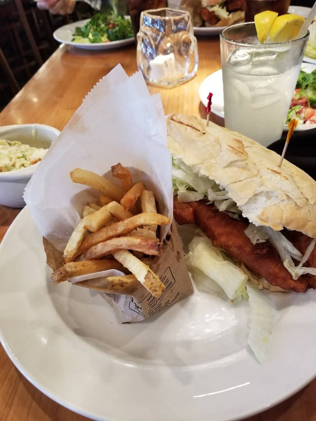 Burntwood Tavern Lyndhurst | restaurant | 5835 Landerbrook Dr, Lyndhurst, OH 44124, USA | 4404591155 OR +1 440-459-1155