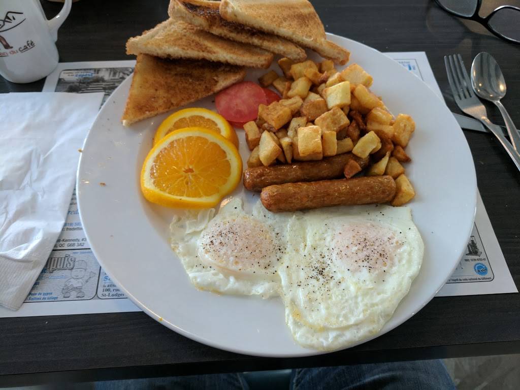 Le Ravitailleur | restaurant | Marston, Quebec, QC G0Y 1G0, Canada | 8195546222 OR +1 819-554-6222