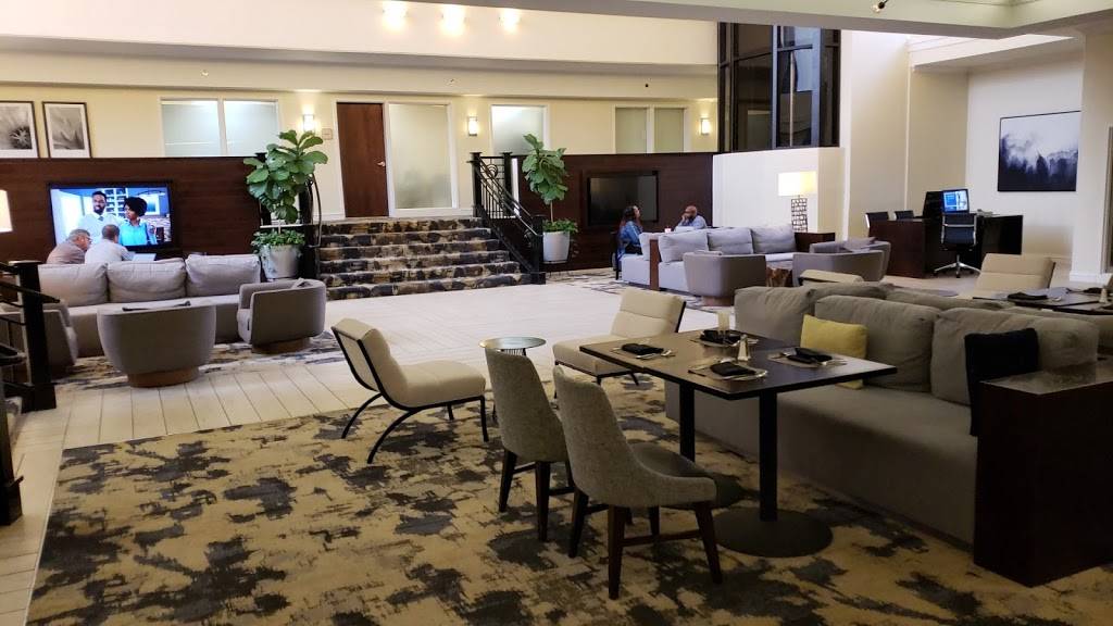 Columbos | restaurant | 2100 Bush River Rd, Columbia, SC 29210, USA | 8037442200 OR +1 803-744-2200