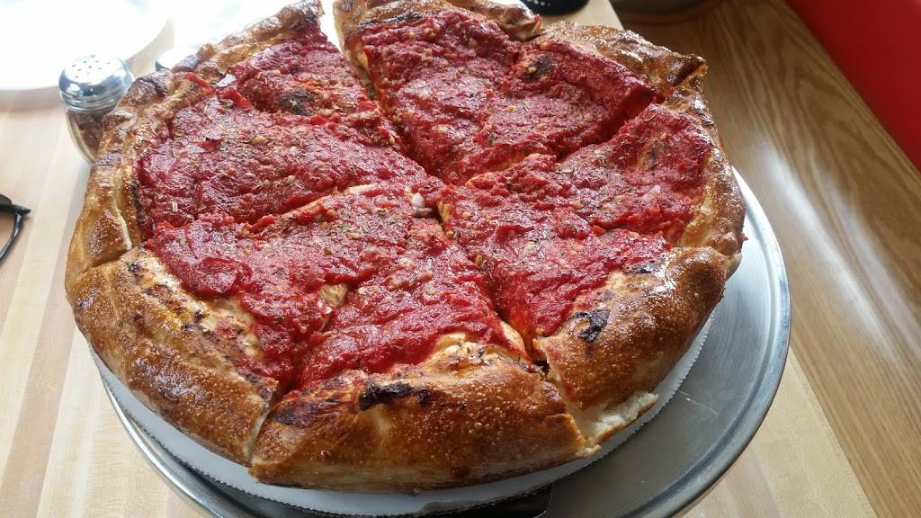 Pentwater Pizza & Grinders | restaurant | 20 3rd St, Pentwater, MI 49449, USA | 2318696664 OR +1 231-869-6664