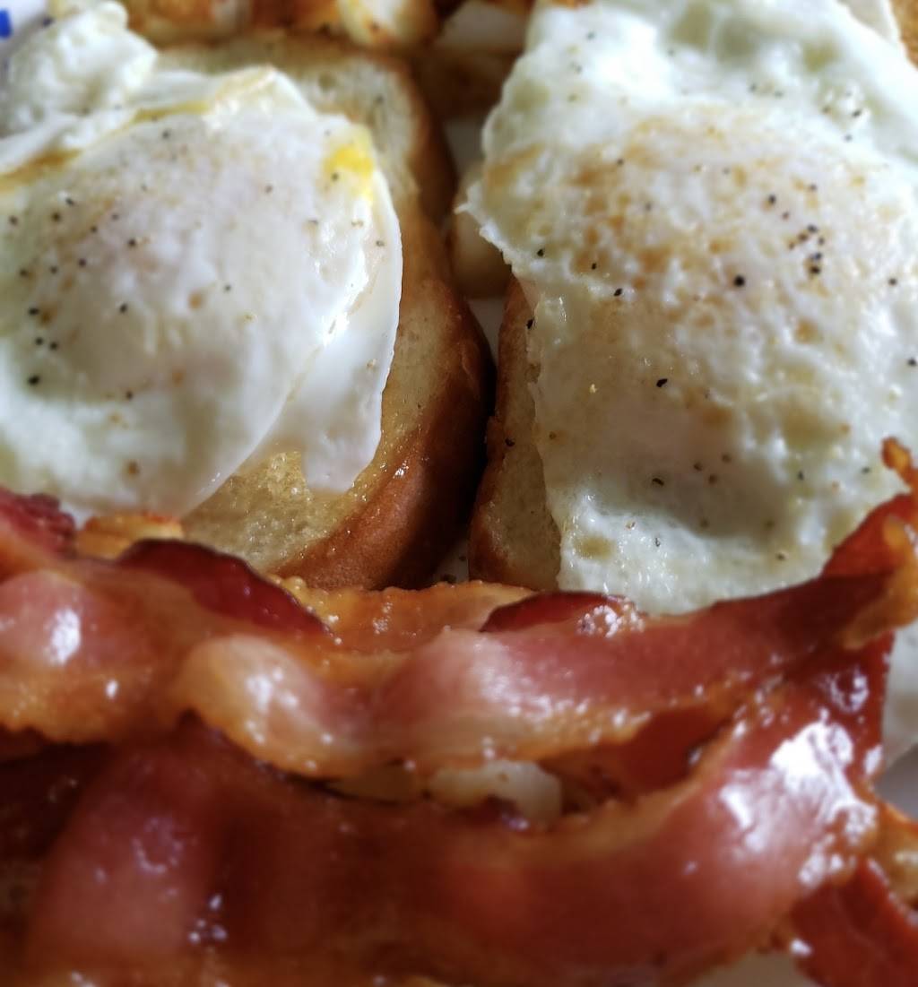 D&D Restaurant and Lounge | restaurant | 4014 Indian River Rd, Chesapeake, VA 23325, USA | 7579378882 OR +1 757-937-8882