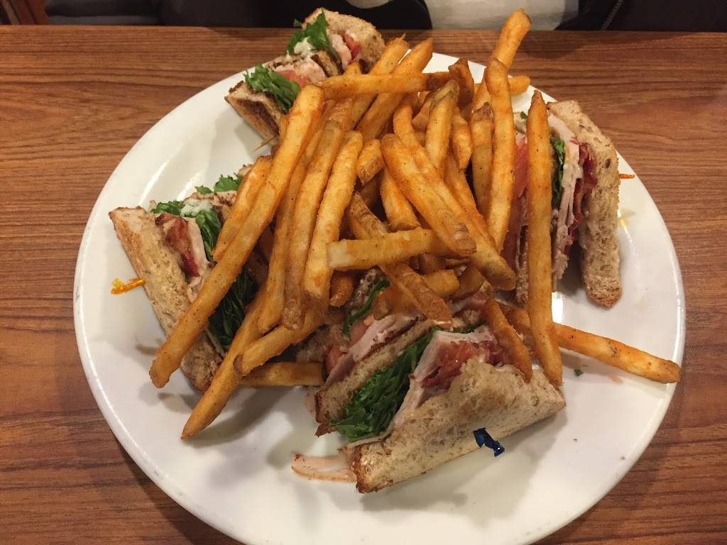 Dennys | restaurant | 3900 28th St SE, Kentwood, MI 49512, USA | 6169428951 OR +1 616-942-8951