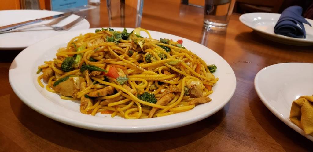 Everest Sherpa Restaurant | restaurant | 2803 Oak Valley Dr, Ann Arbor, MI 48103, USA | 7349975490 OR +1 734-997-5490