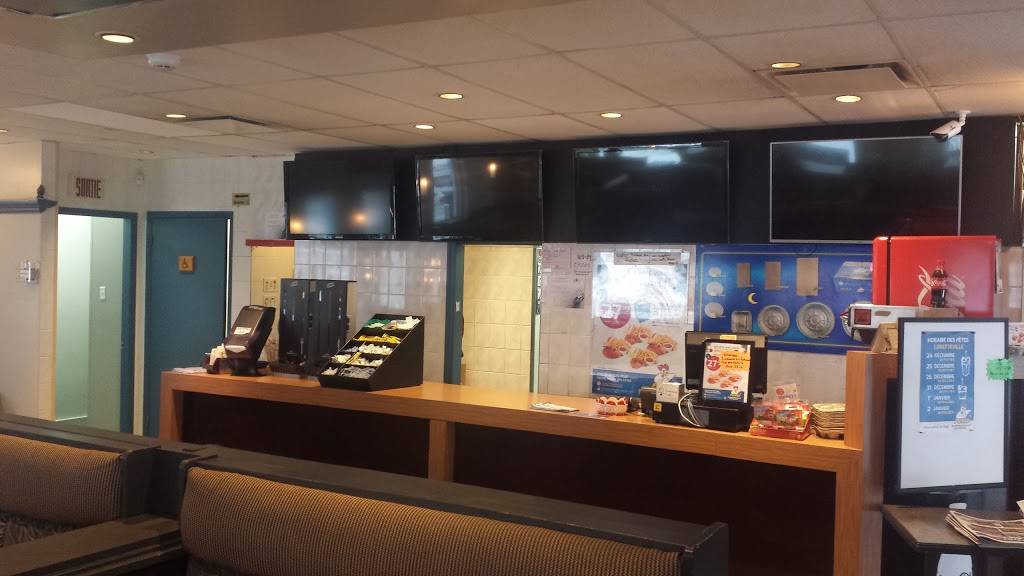 Rôtisserie Fusée | restaurant | 10290 Boulevard de lOrmière, Québec, QC G2B 3L3, Canada | 4188438433 OR +1 418-843-8433