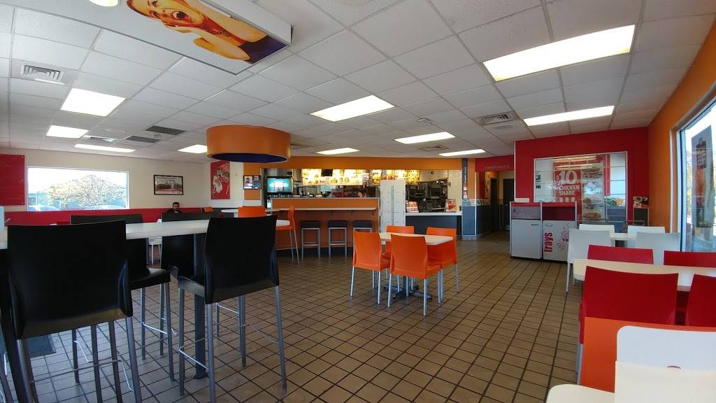 KFC | restaurant | 3185 S John Young Pkwy, Kissimmee, FL 34746, USA | 4078708870 OR +1 407-870-8870