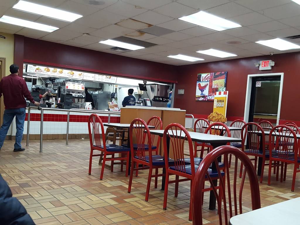 KFC | restaurant | 140-04 Queens Blvd, Jamaica, NY 11435, USA | 7185230540 OR +1 718-523-0540