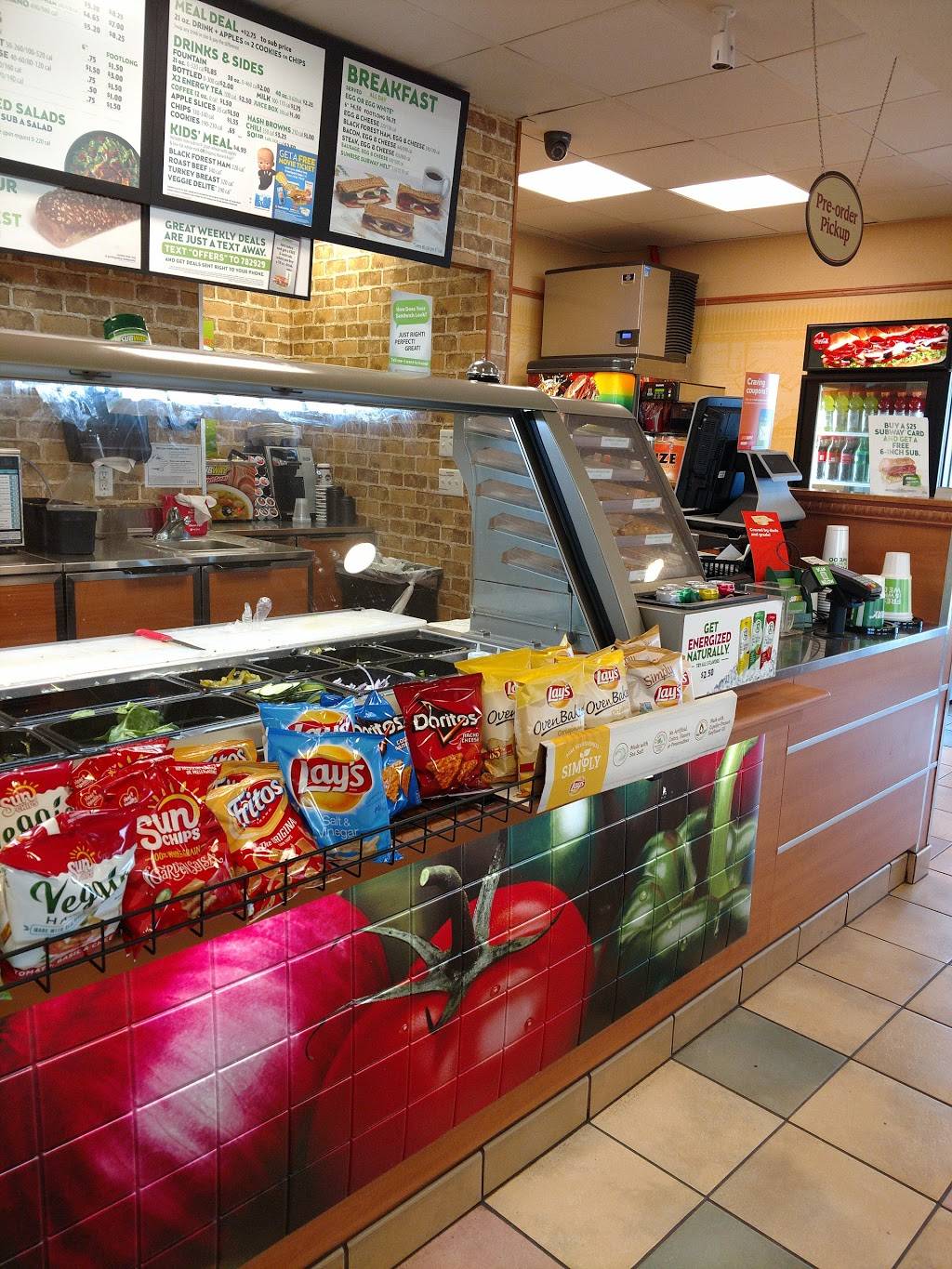 Subway | restaurant | 1704 S Main St, Lebanon, OR 97355, USA | 5412247806 OR +1 541-224-7806