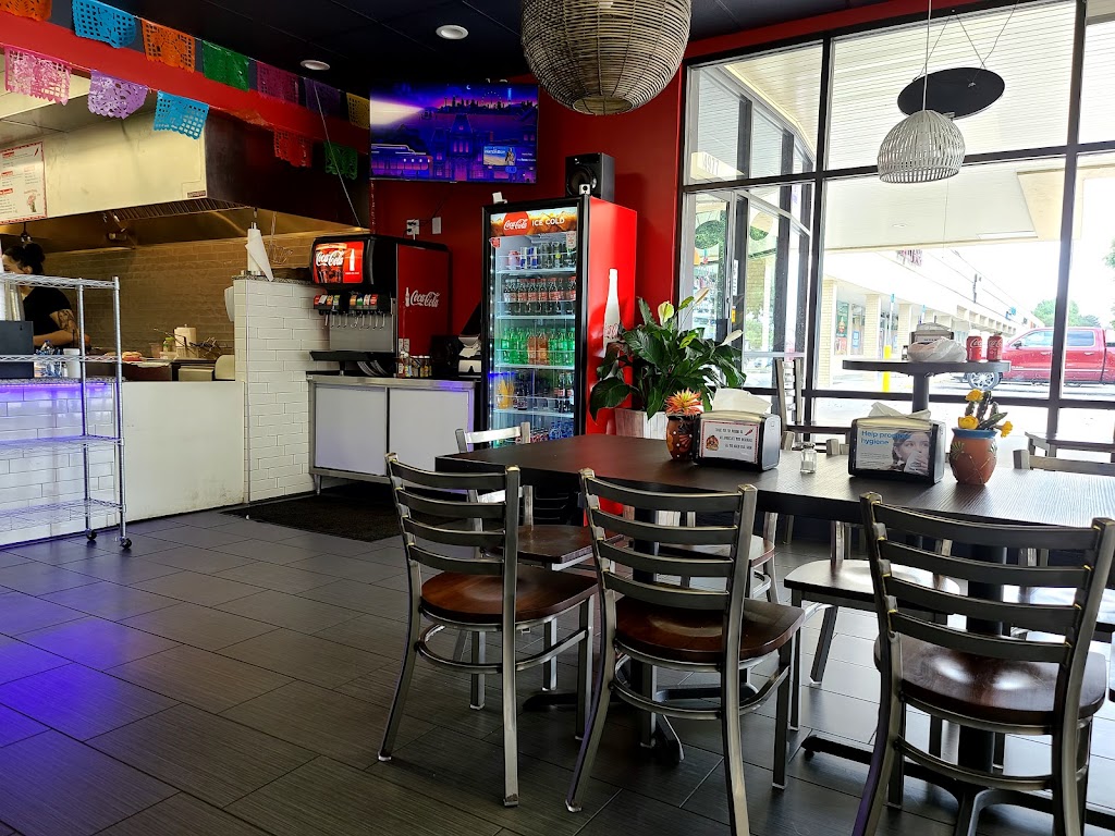 Mr. Pollo Mexican Grill | restaurant | 4981 US Hwy 98 N, Lakeland, FL 33809, USA | 8639402100 OR +1 863-940-2100