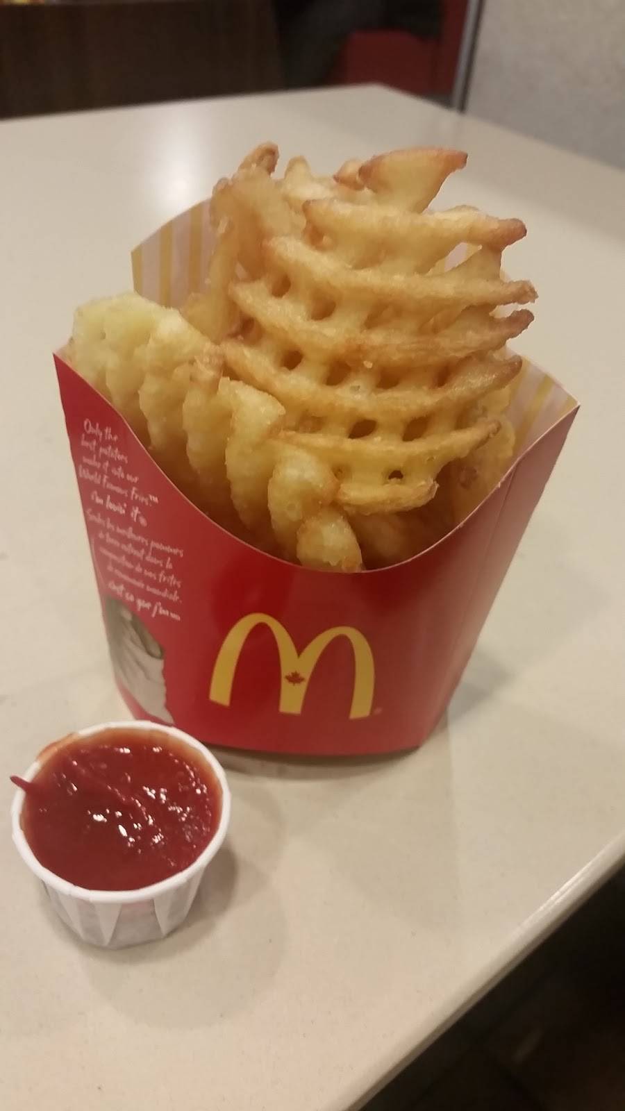 McDonalds | cafe | 2625 Carling Ave, Ottawa, ON K2B 6V3, Canada | 6138207575 OR +1 613-820-7575