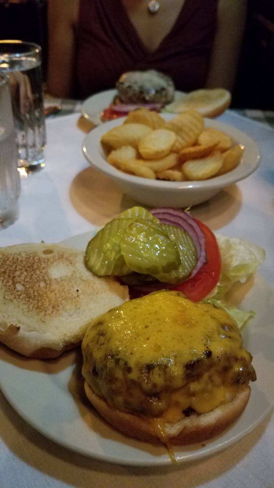 JG Melon | restaurant | 480 Amsterdam Ave, New York, NY 10024, USA | 6468959388 OR +1 646-895-9388