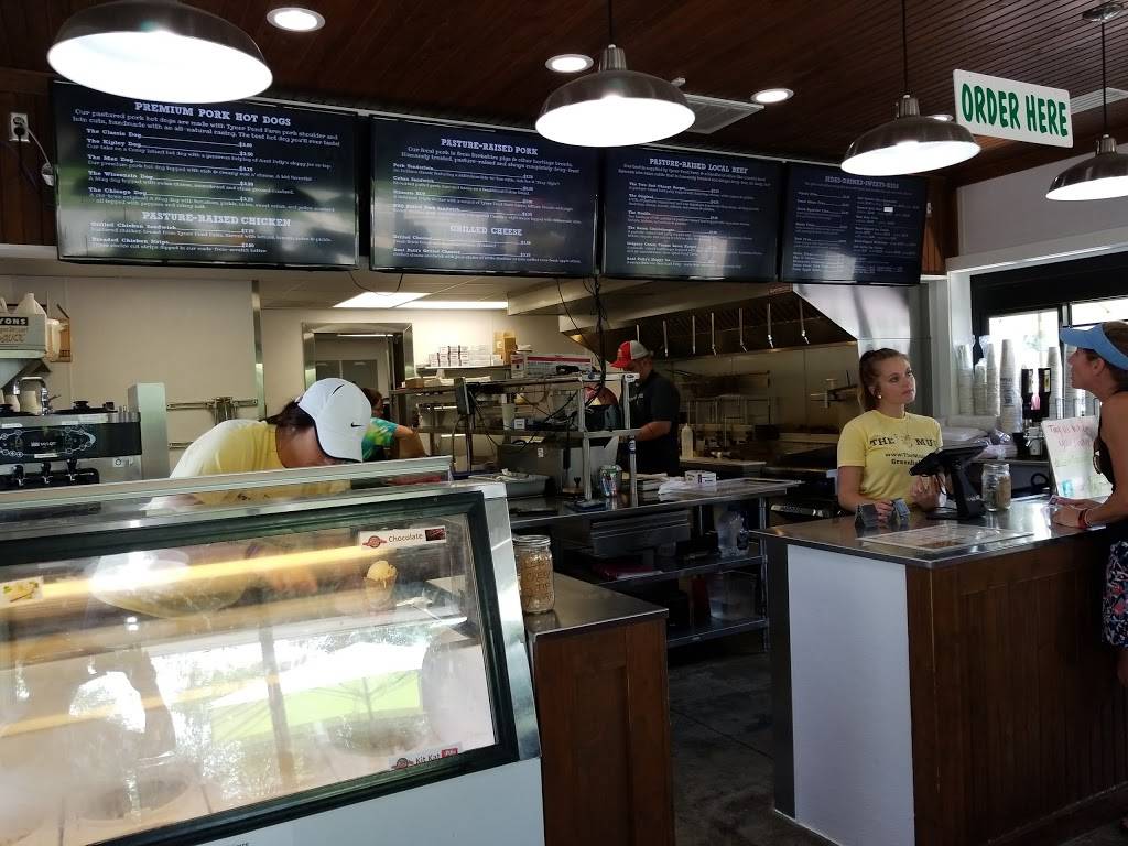 The Mug | restaurant | 117 Apple St, Greenfield, IN 46140, USA | 3174777550 OR +1 317-477-7550