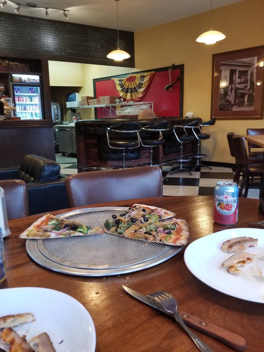 Target Pizza | restaurant | 5200 Washington St, Boston, MA 02132, USA | 6173234400 OR +1 617-323-4400