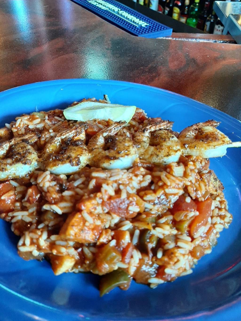 Krawl Daddys | restaurant | 221 N Main St, St Charles, MO 63301, USA | 6364930282 OR +1 636-493-0282