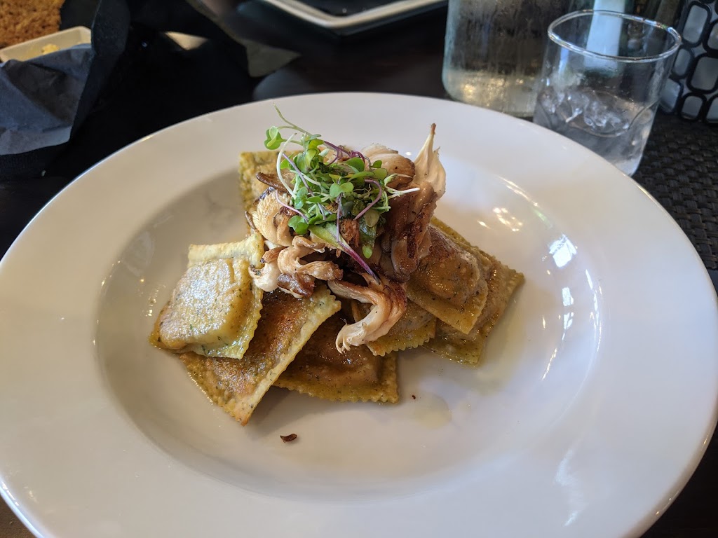 4 of Harts Restaurant | restaurant | 102 S Union Ave, Pueblo, CO 81003, USA | 7196968393 OR +1 719-696-8393