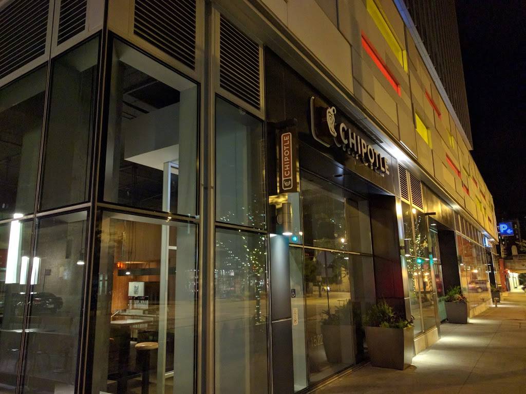 Chipotle Mexican Grill | restaurant | 1522 E 53rd St Lake Park Ave. &, 53rd St, Chicago, IL 60615, USA | 7733470008 OR +1 773-347-0008