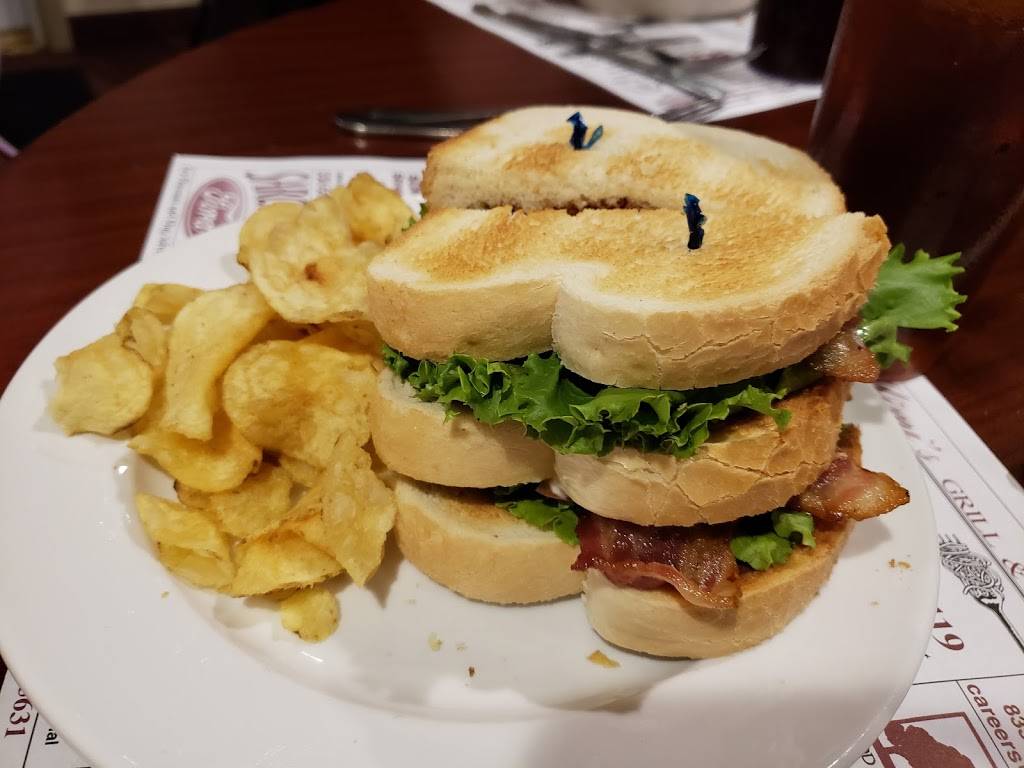 Mimis Italian Foods & Deli | restaurant | 786 E Main St, Ravenna, OH 44266, USA | 3302971119 OR +1 330-297-1119