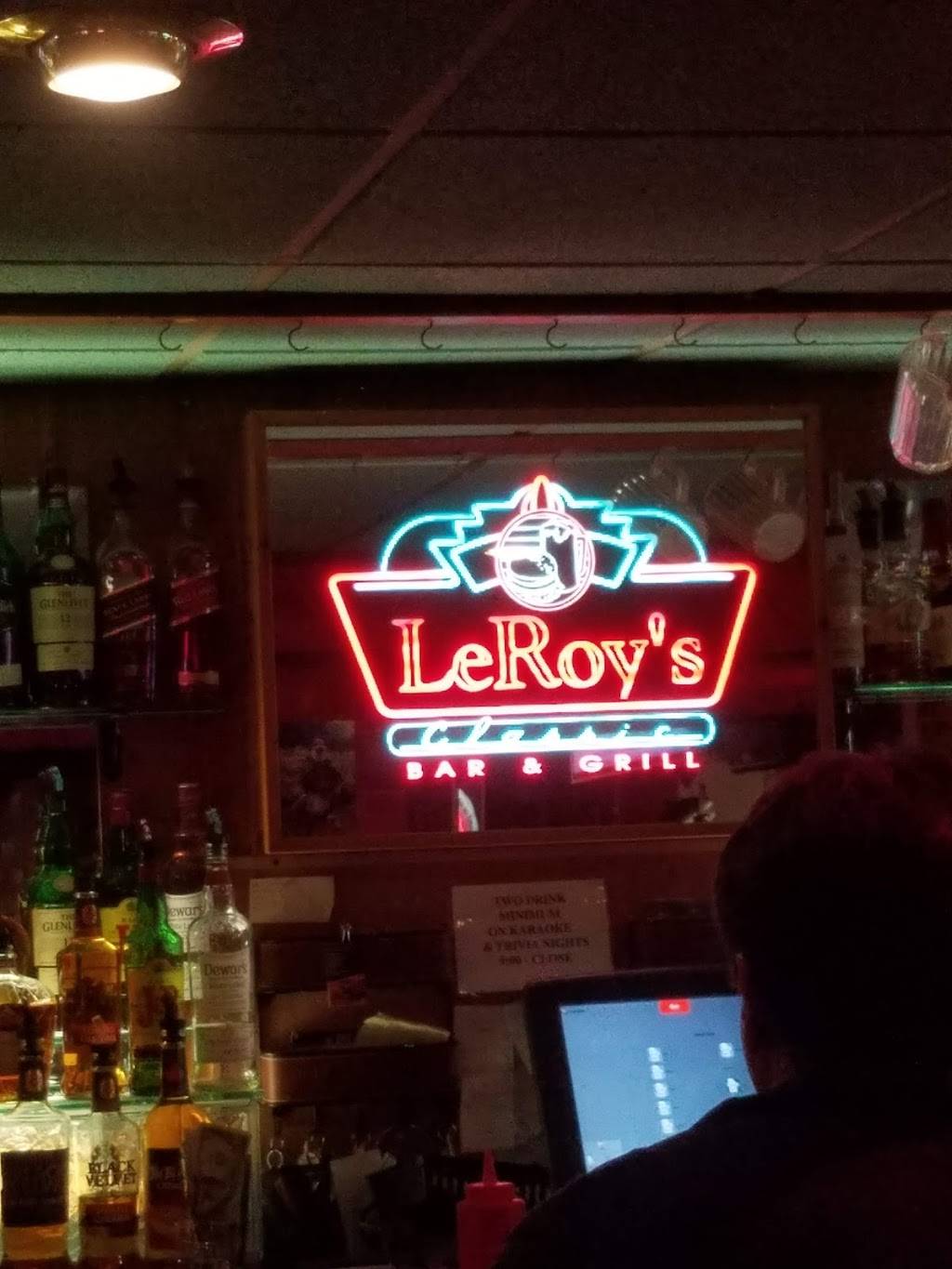 Le Roys Classic Bar & Grill | restaurant | 1526 S Cedar St, Lansing, MI 48910, USA | 5174820184 OR +1 517-482-0184