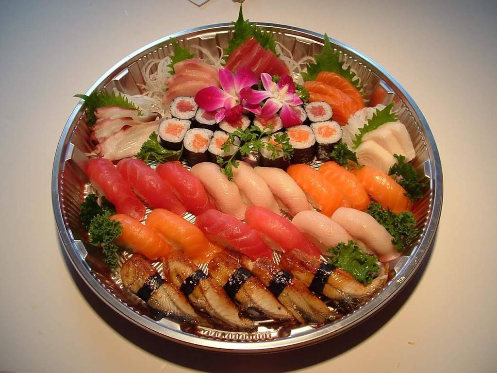 Green Tea Sushi & Japanese Restaurant | restaurant | 2 Regent Park Blvd, Asheville, NC 28806, USA | 8282528300 OR +1 828-252-8300