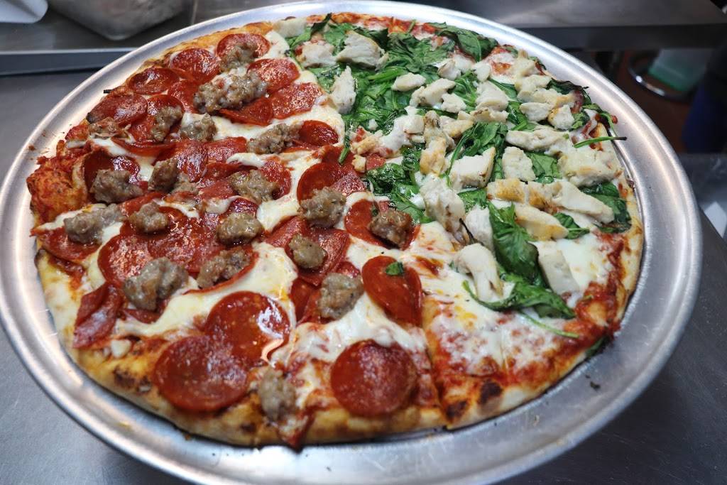 Four Corners Pizza & Pasta | meal delivery | 4203 Valley View Rd, El Sobrante, CA 94803, USA | 5102229925 OR +1 510-222-9925