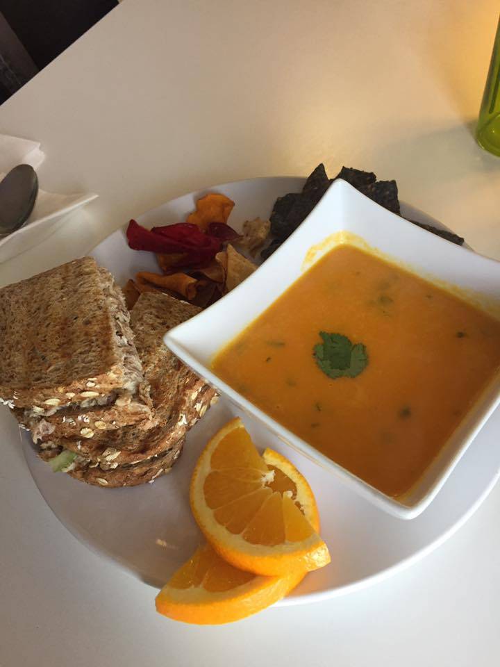 Indigo Lounge Holistic Wellness Centre & Eatery | restaurant | 264 Tillson Ave, Tillsonburg, ON N4G 3B3, Canada | 5196881188 OR +1 519-688-1188