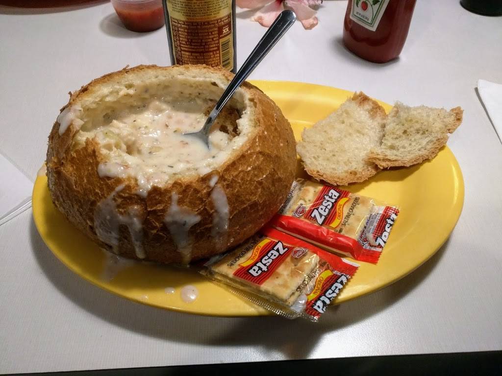 Charlies Chili Restaurant | cafe | 102 Mc Fadden Pl, Newport Beach, CA 92663, USA | 9496757991 OR +1 949-675-7991