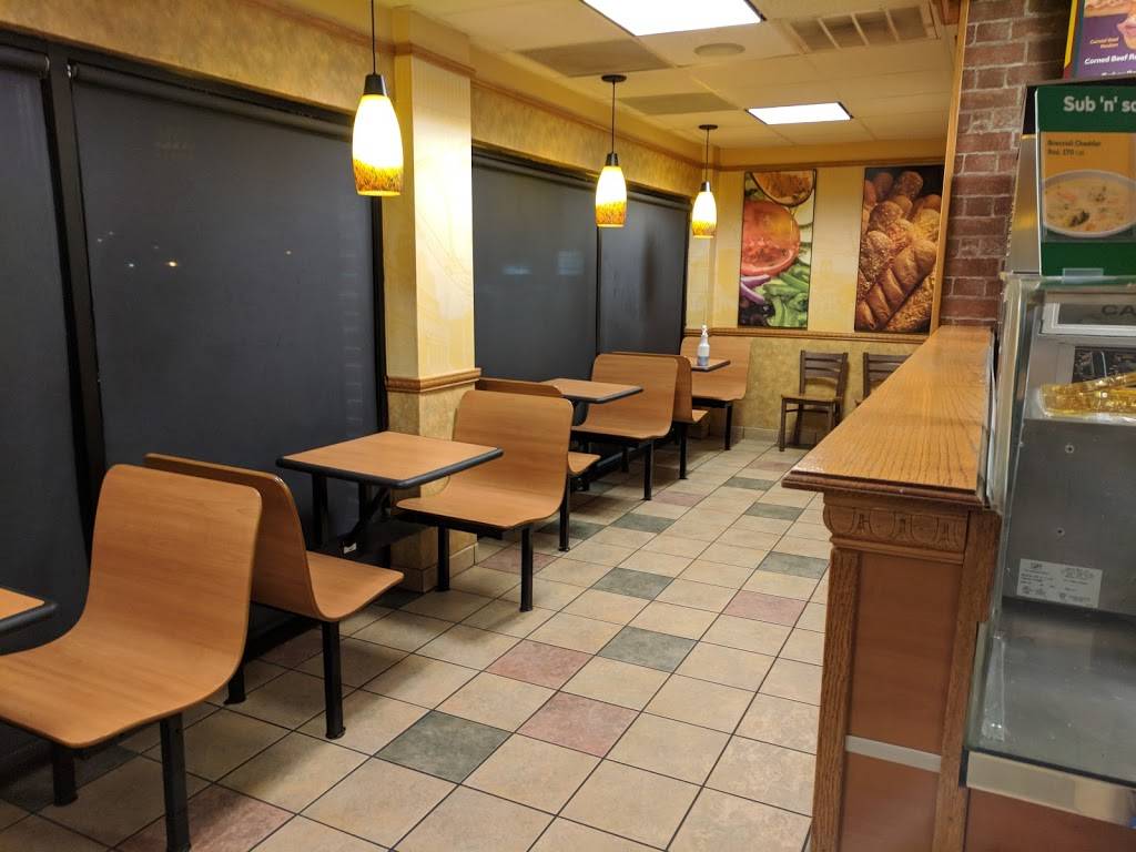 Subway | restaurant | 2509 Memorial Ave, Lynchburg, VA 24501, USA | 4348474631 OR +1 434-847-4631