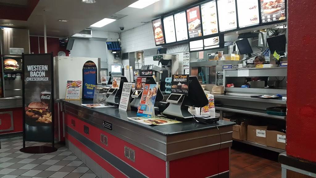 Carls Jr. | restaurant | 1231 Avenida Cesar Chavez, Monterey Park, CA 91754, USA | 3232641122 OR +1 323-264-1122