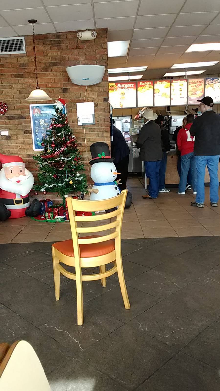 Dairy Queen Store | restaurant | 1110 S Key Ave, Lampasas, TX 76550, USA | 5125566254 OR +1 512-556-6254