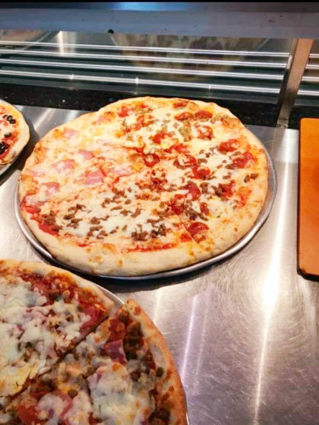 Sal original Pizza | restaurant | 18801 East 39th St S Suite 106, Independence, MO 64057, USA | 8165038104 OR +1 816-503-8104